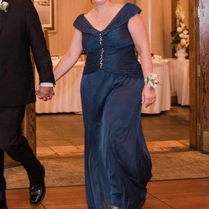 Stunning Mother Of The Bride Dress